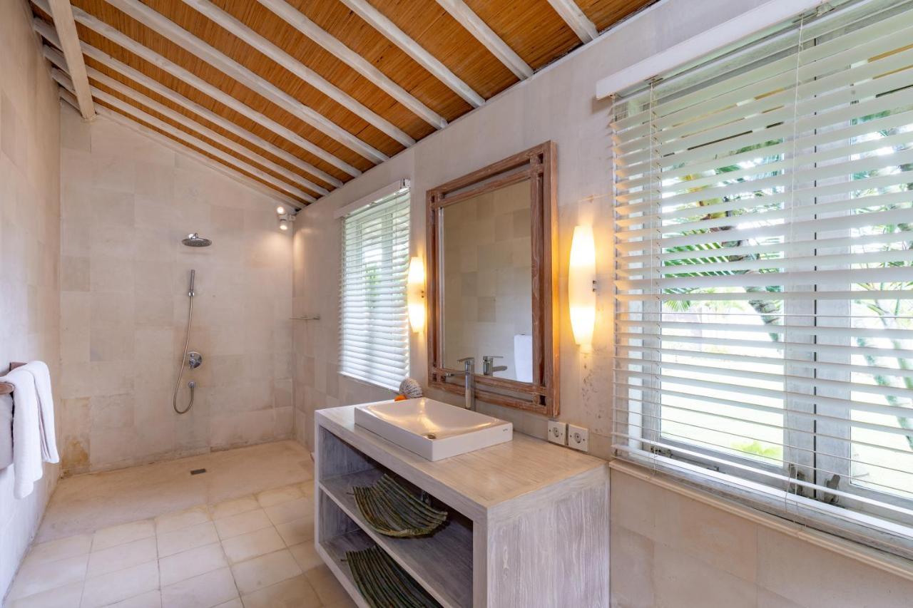 レンボンガン島 Casa Del Marヴィラ エクステリア 写真